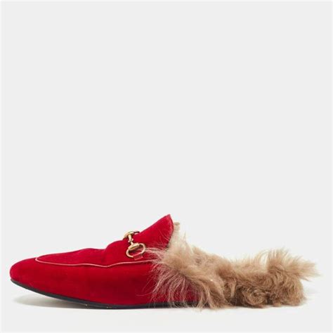 Princetown velvet flats Gucci Red size 38 EU in Velvet 